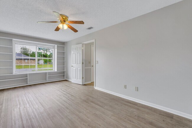 Building Photo - 734 Timber Ridge Trail