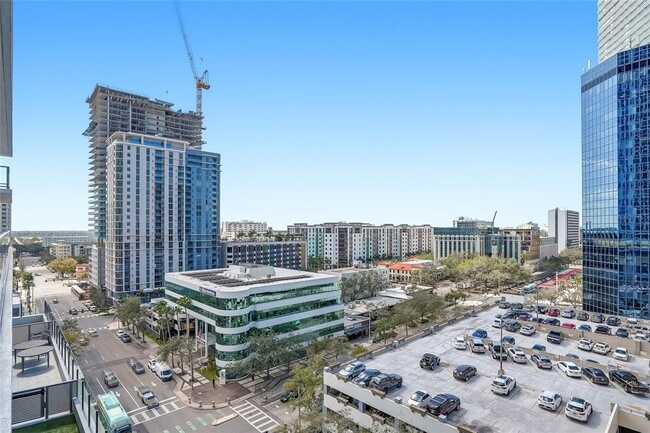 Building Photo - 275 1st Ave S