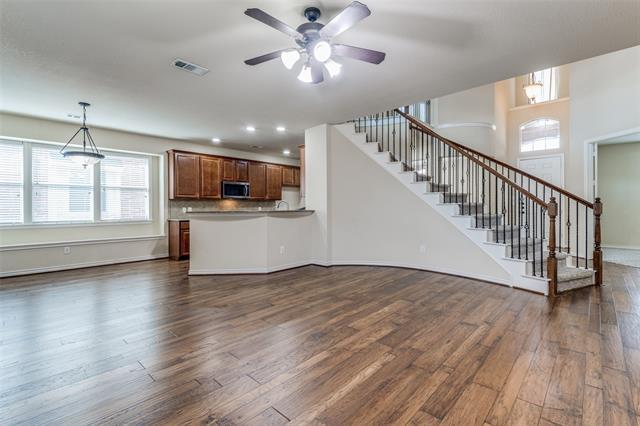 Building Photo - 11233 Seguin Dr