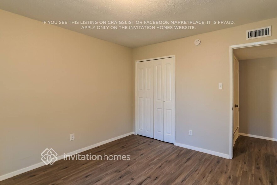 Building Photo - 6304 Jennings Dr