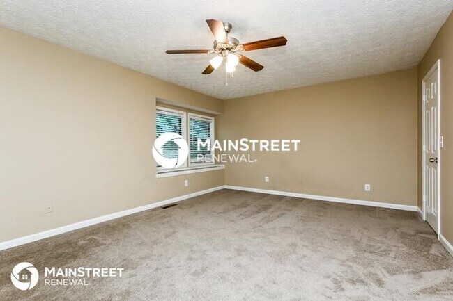 Building Photo - 5 Bedroom Pet-Friendly Home in Kennesaw, GA with Main Street Renewal