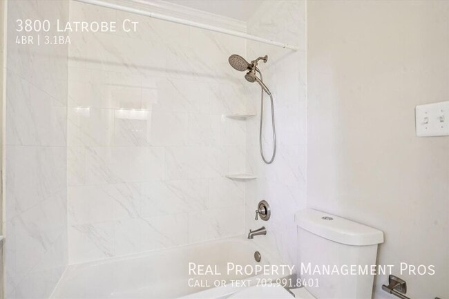 Building Photo - 3800 Latrobe Ct