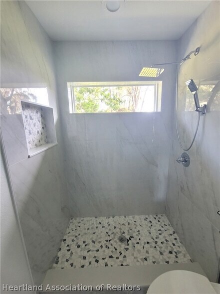 Building Photo - 3063 Morning Glory Dr