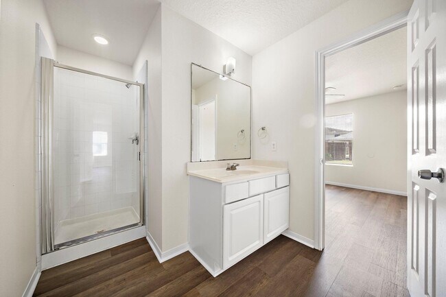 Building Photo - 3235 Clipper Winds Way