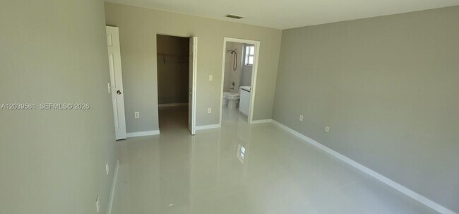 Building Photo - 10250 SW 173rd Terrace