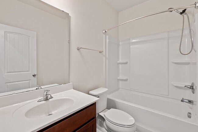 Building Photo - Spacious 4bd/3ba in Franklinton