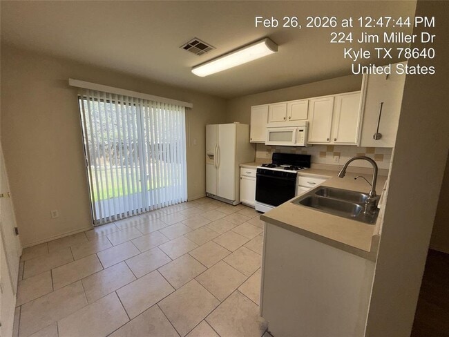 Building Photo - 224 Jim Miller Dr