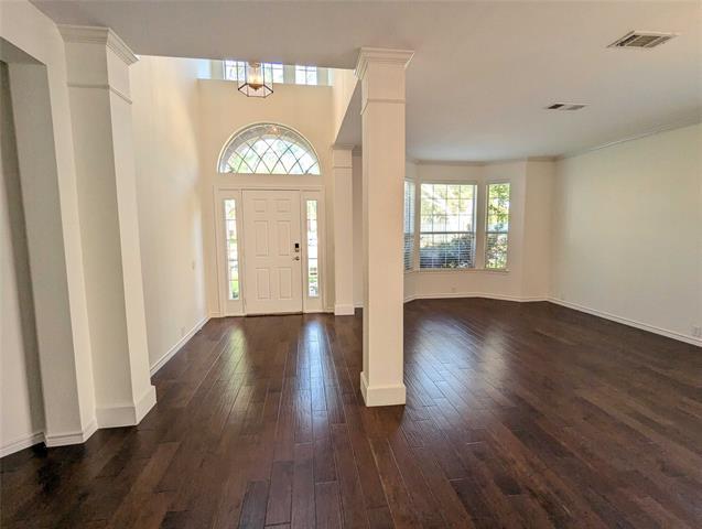 Building Photo - 7686 Creekmere Dr