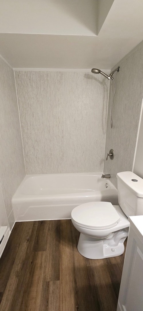 Building Photo - 10 Oak Ave