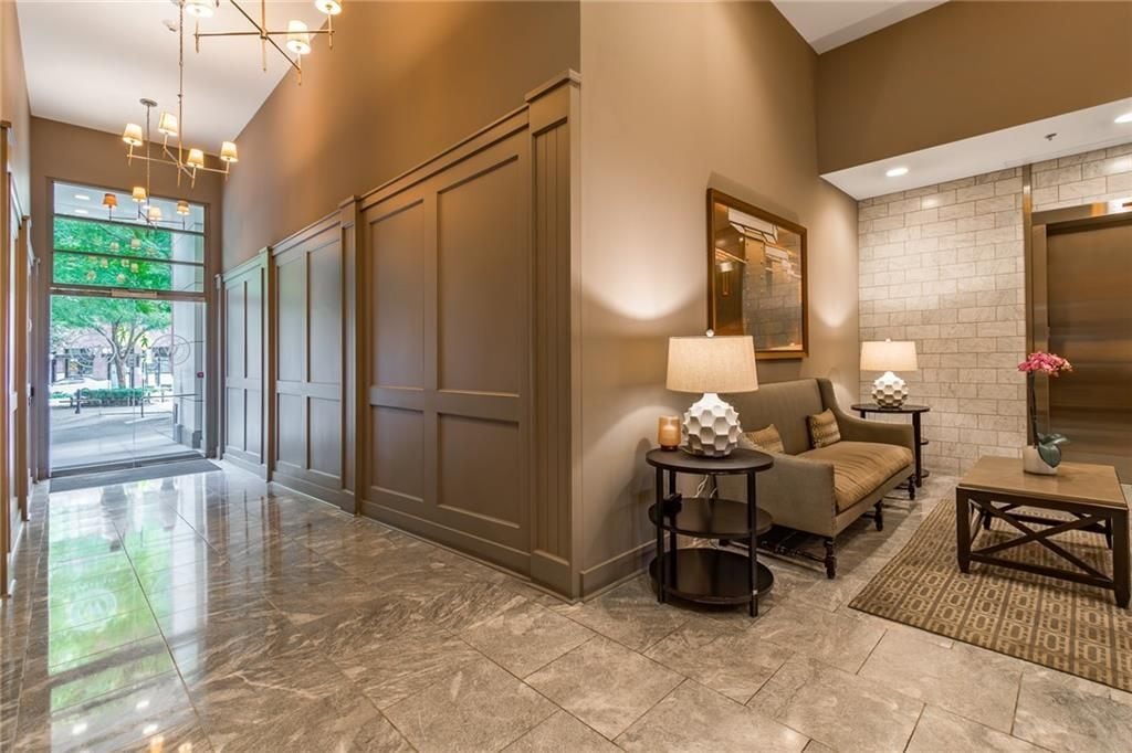 Building Photo - 1100 Howell Mill Rd NW