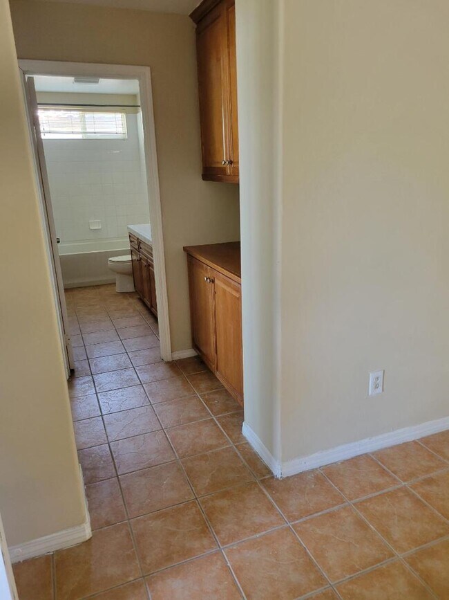 Building Photo - 44463 Buena Vista Way
