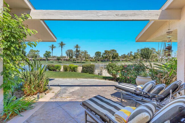 Building Photo - 24 Columbia Dr