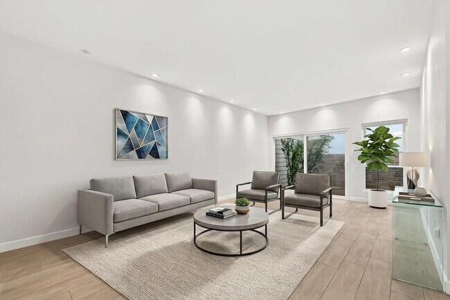 Building Photo - 12625 Memorial Dr