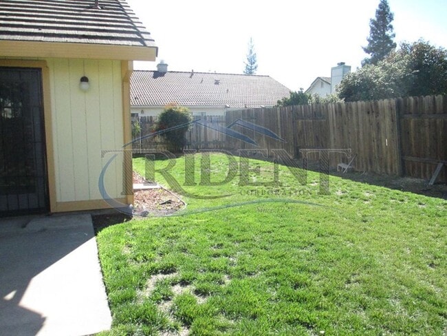 Building Photo - Yuba City home near Happy Park