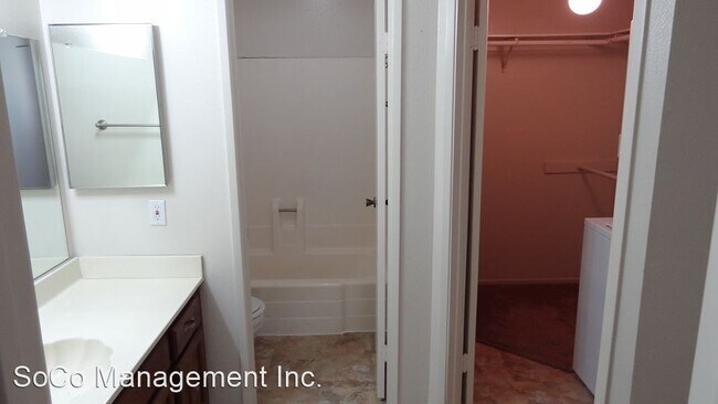 Building Photo - 2 br, 1 bath House - 2265 Bradford Avenue ...