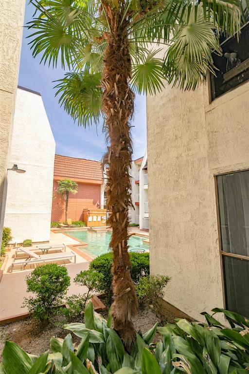 Building Photo - 3115 Helms St
