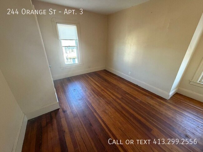 Building Photo - 244 Orange St