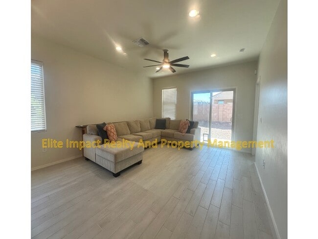 Building Photo - 7653 S Via Casa De Campo