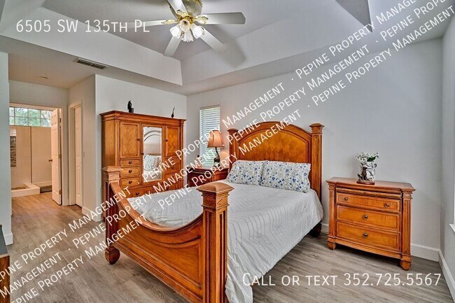 Building Photo - 6505 SW 135 Pl