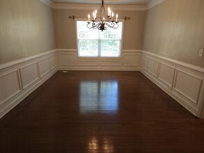 Building Photo - 4655 Idlewood Dr