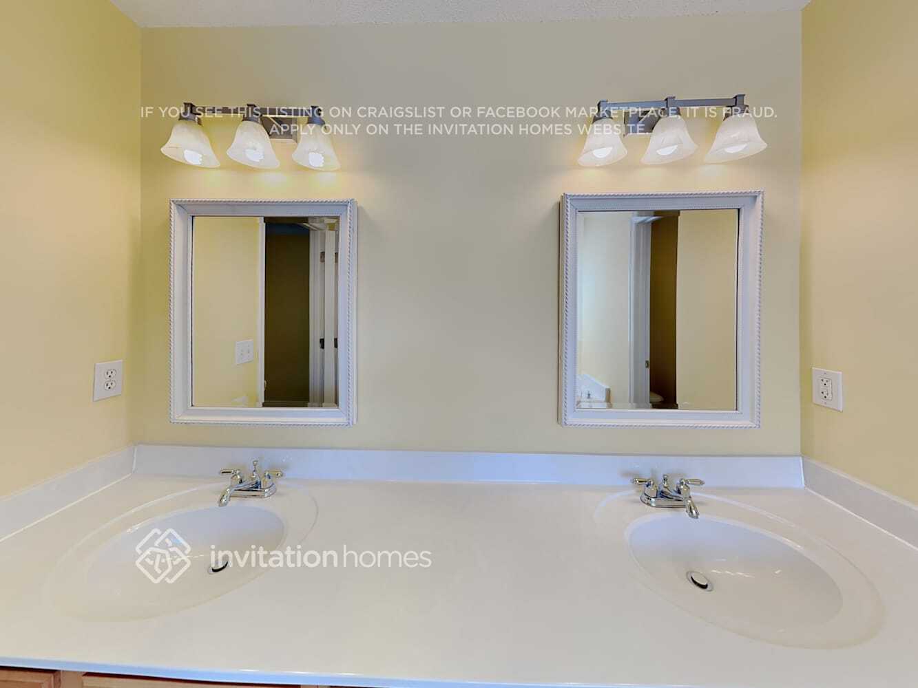 Building Photo - 4824 Jelynn St