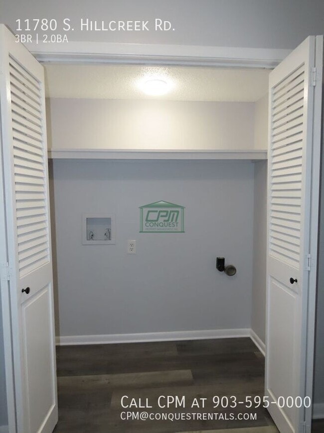 Building Photo - 11780 S Hillcreek Rd