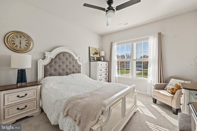 Building Photo - 76 Penns Charter Ln