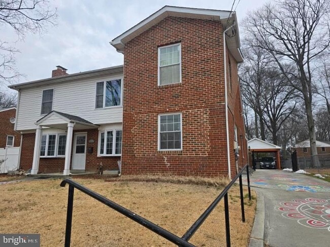 Building Photo - 7213 Adelphi Rd