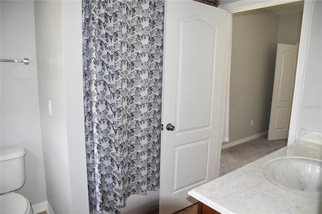 Building Photo - 12964 Emersondale Ave