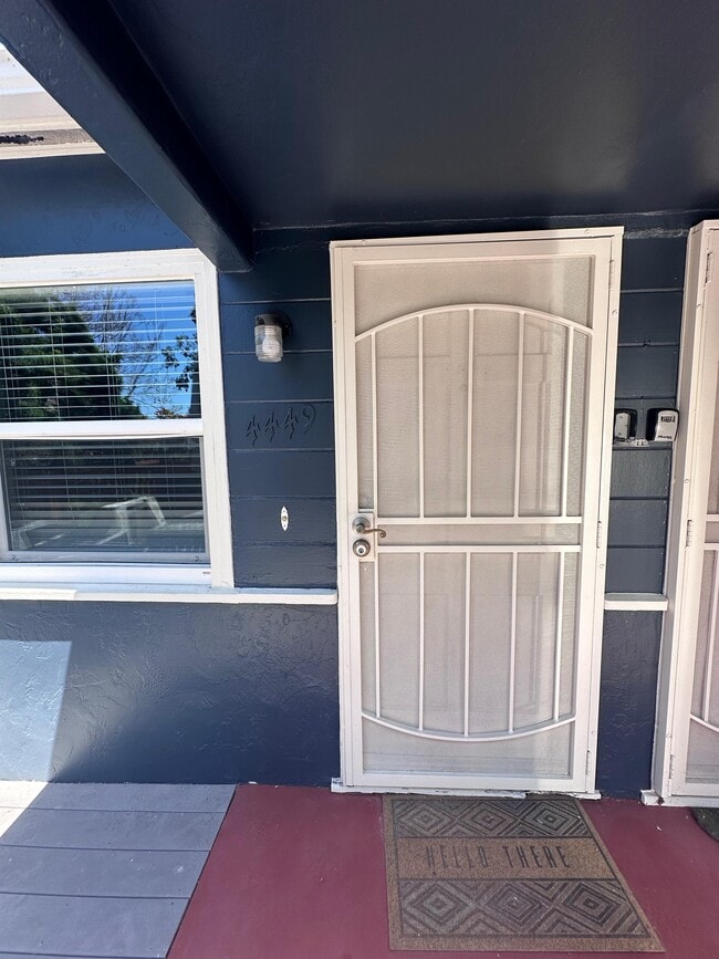 Building Photo - 4449 Dawson Ave