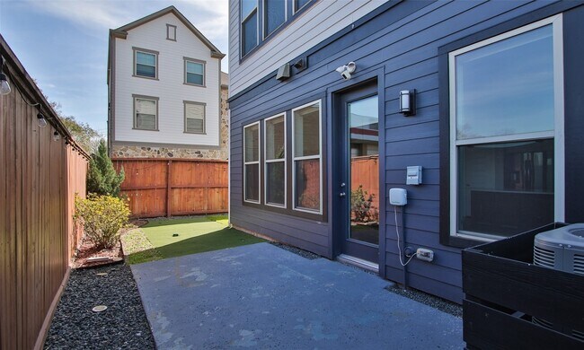 Building Photo - 12502 Malachite Wy