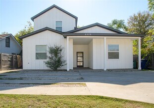 Building Photo - 6325 Ponca St