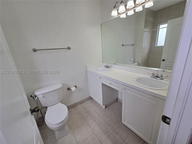 Building Photo - 14758 SW 9th Ln