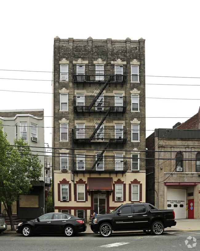 Building Photo - 4614 - Weehawken Hudson Equity, LLC