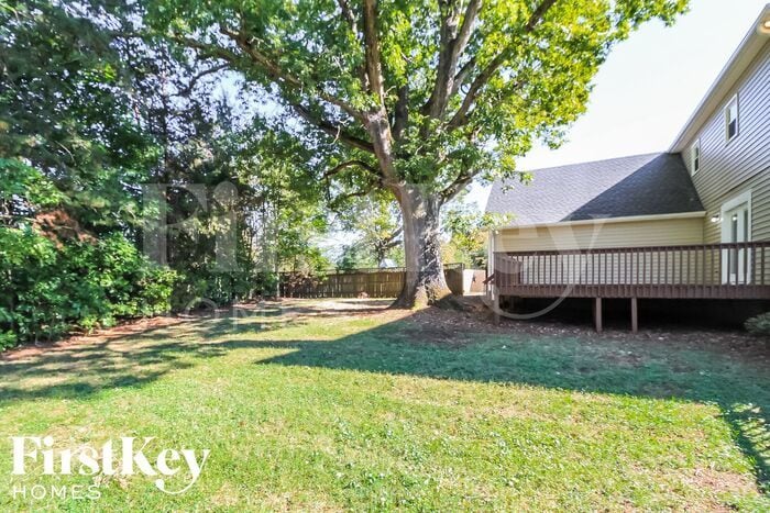 Building Photo - 5213 Pembrooke Forest Ct