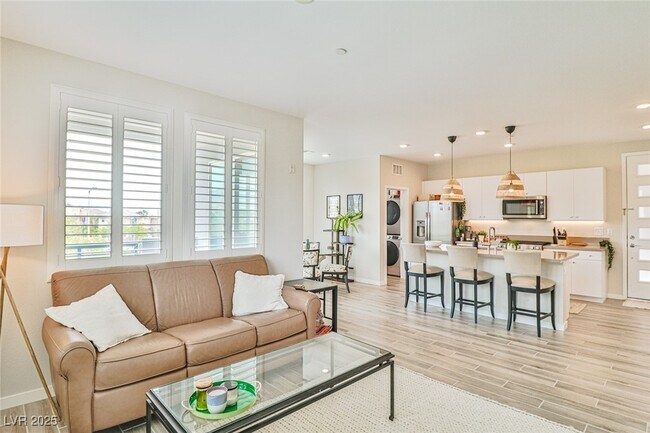 Building Photo - 11290 Hidden Peak Ave