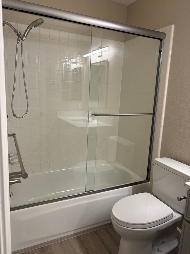 Building Photo - 1810 Carneros Cir