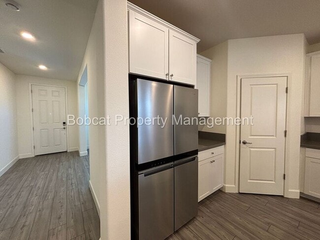 Building Photo - 1097 Dapple Dr