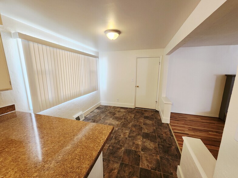 Dining room - 85 Princeton Ave