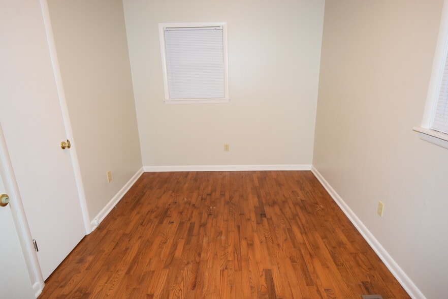 Building Photo - 26444 US Highway 72