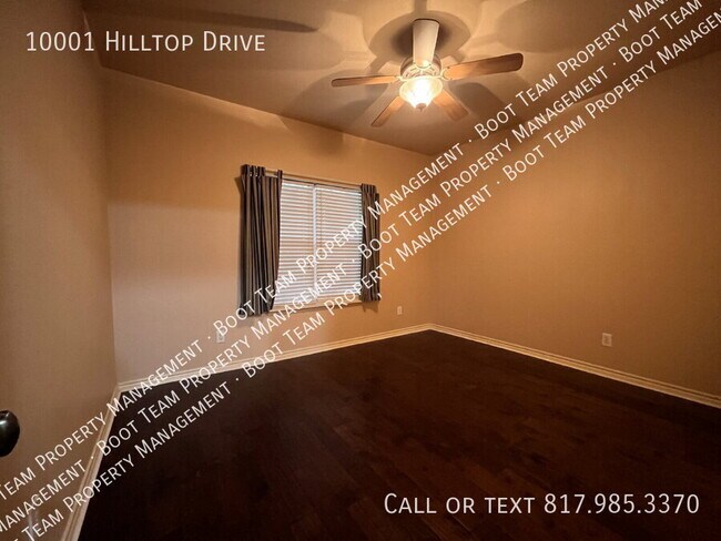 Building Photo - 10001 Hill Top Dr