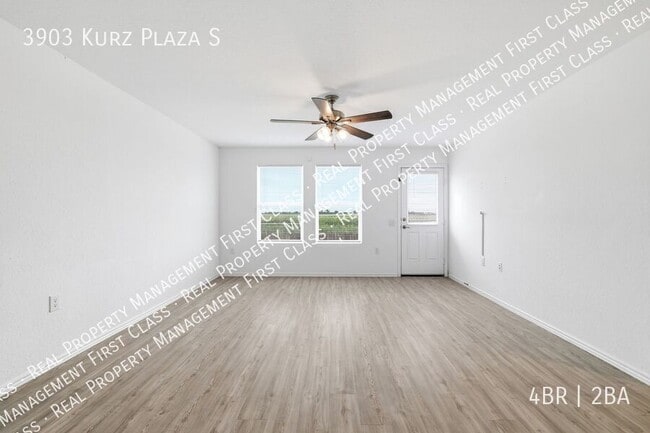Building Photo - 3903 Kurz Plz S