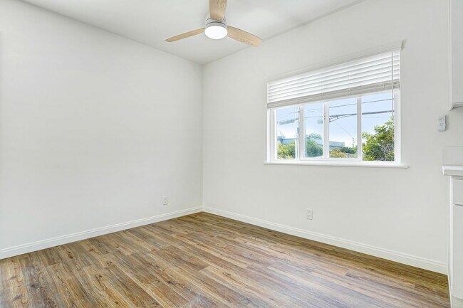 Building Photo - 1432 16th St