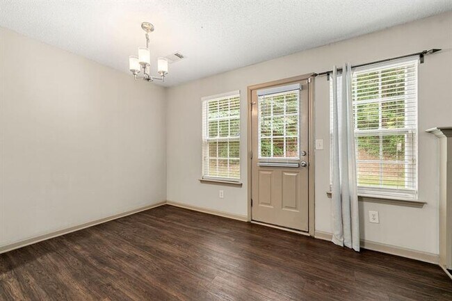 Building Photo - 435 Thistle Cove