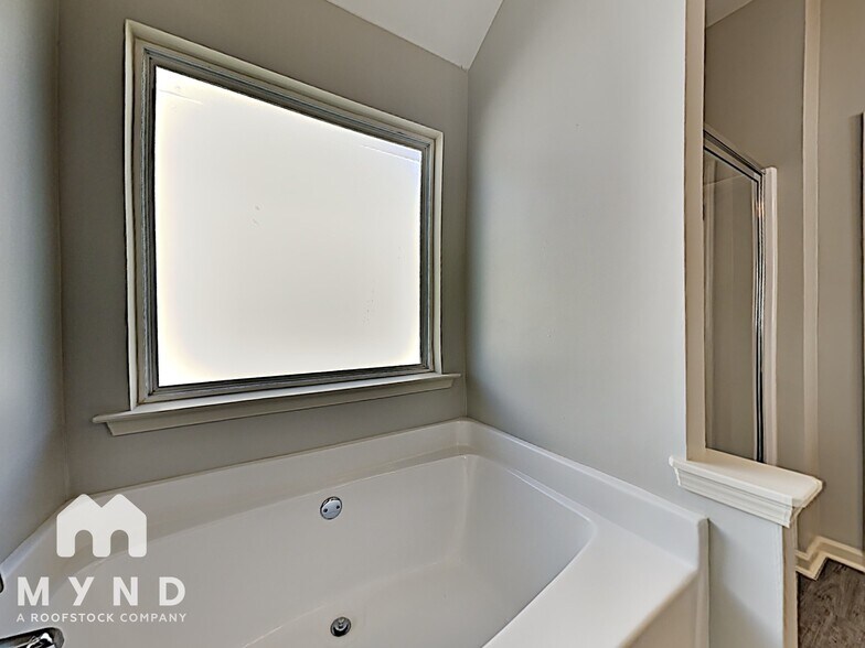 Building Photo - 280 Hill Crest Cir