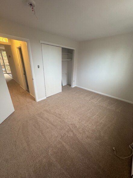 Building Photo - 100 E Glenolden Ave