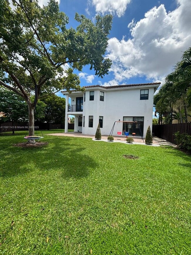 Building Photo - 9713 NW 8th Terrace