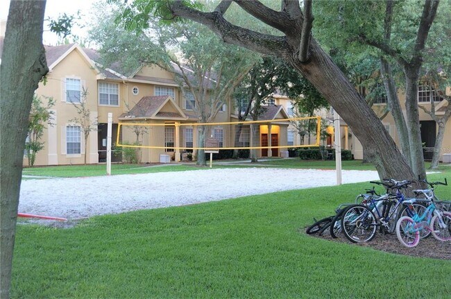 Building Photo - 844 Grand Regency Pointe