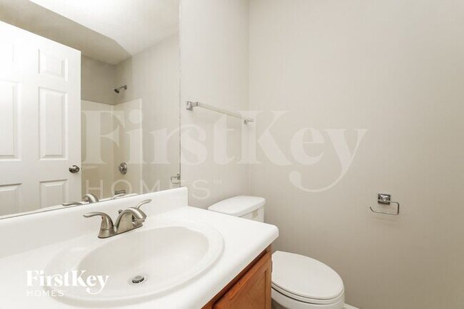 Building Photo - 4336 Yellow Rose Dr