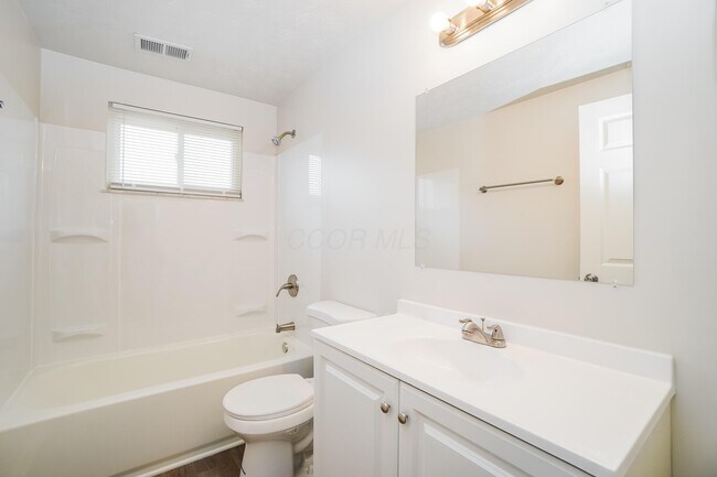 Building Photo - 5324 Parkline Dr